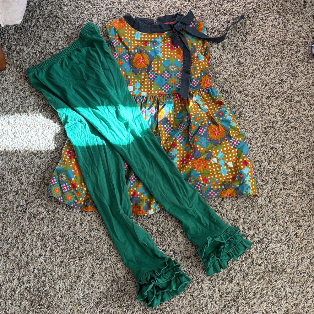 Persnickety Dress and Green Leggings Set